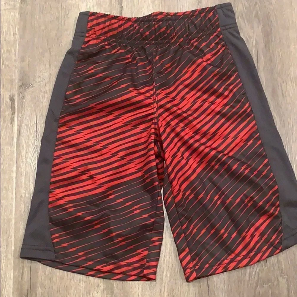Gymboree shorts 🩳